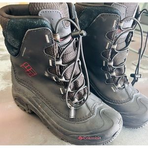 💦COLUMBIA WEATHER PROOF YOUTH BOOTS💦